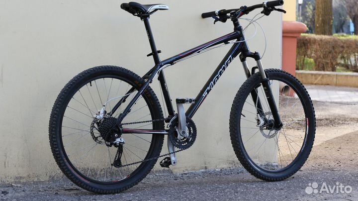 Велосипед kona blast весь на alivio