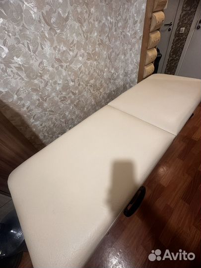 Кушетка для наращивания ресниц