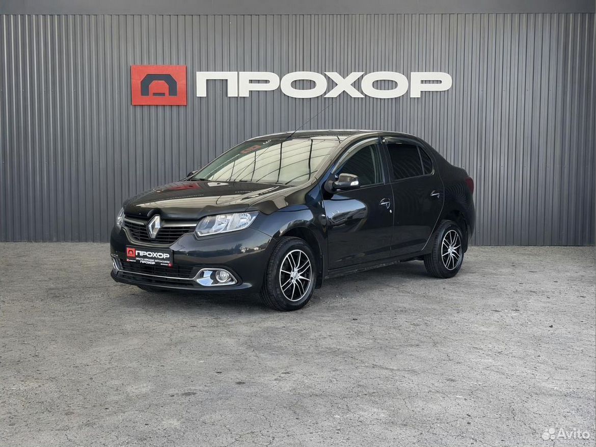 Renault Logan 1.6 AMT, 2015, 131 821 км