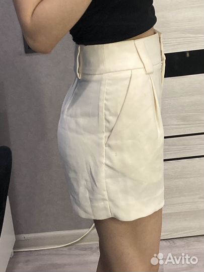 Шорты женские