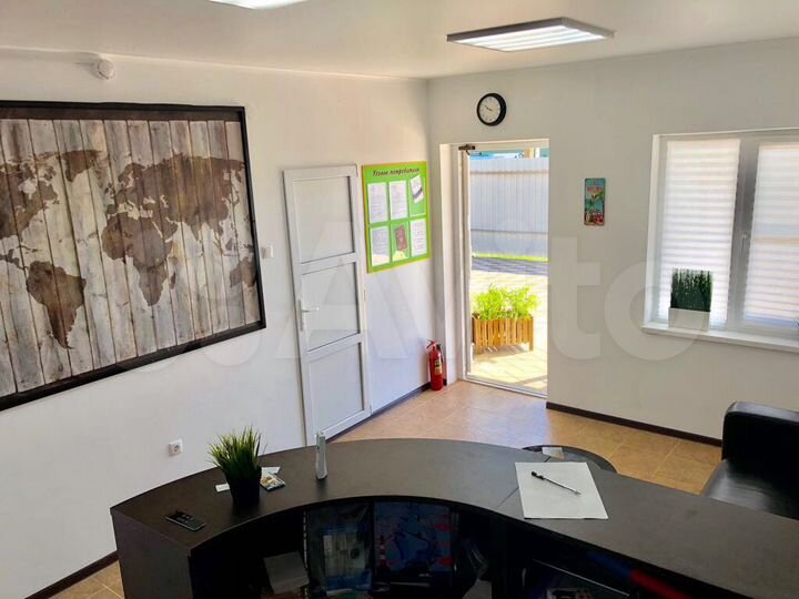 Коттедж 210 м² на участке 7,5 сот.