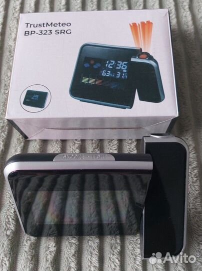 Проекционные часы будильник TrustMeteo BP-323 SRG