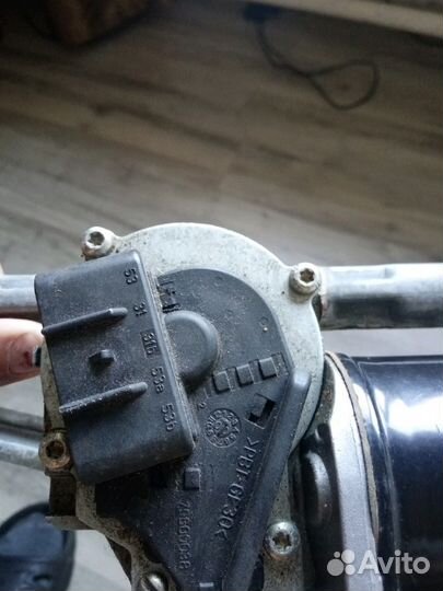 Мотор стеклоочистителя в сборе, трапеция tge 511 m