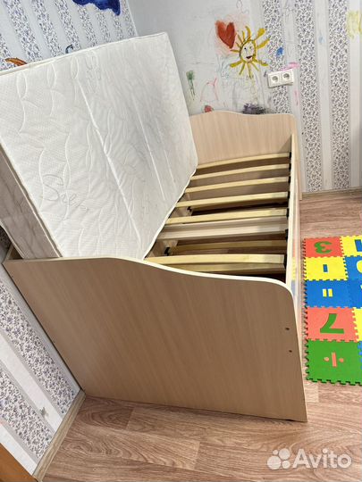 Детская кровать матрешка