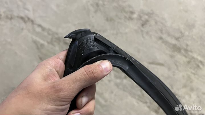 Уплотнительная резинка двери