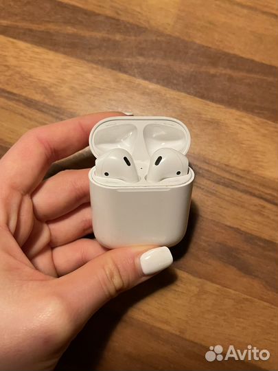 Airpods 2