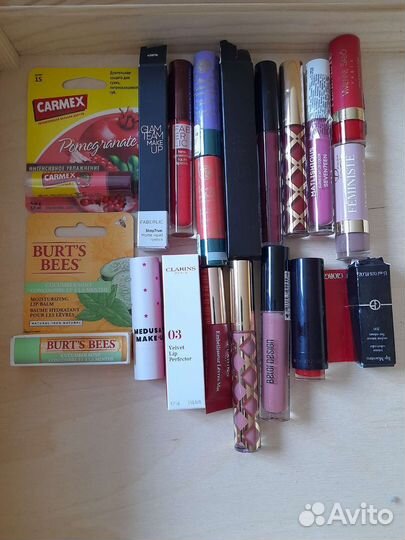 Помада. блеск для губ