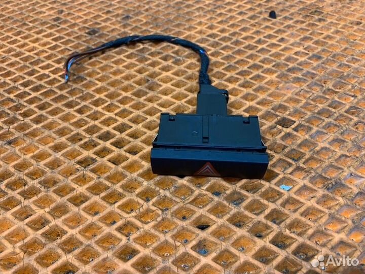 Кнопка аварийной сигнализации Audi A6 C6 4F AUK