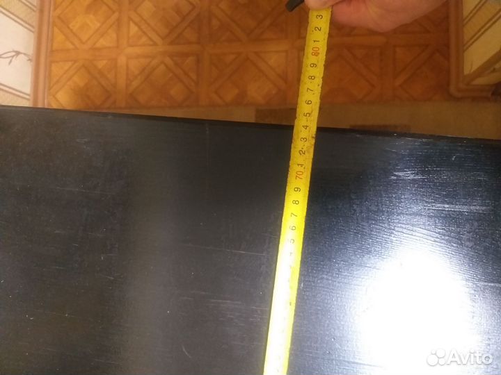 Стол кухонный