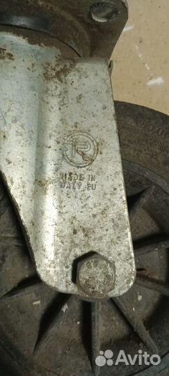 Колеса поворотные 200мм