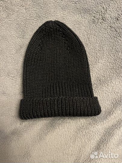 Вязаная шапка