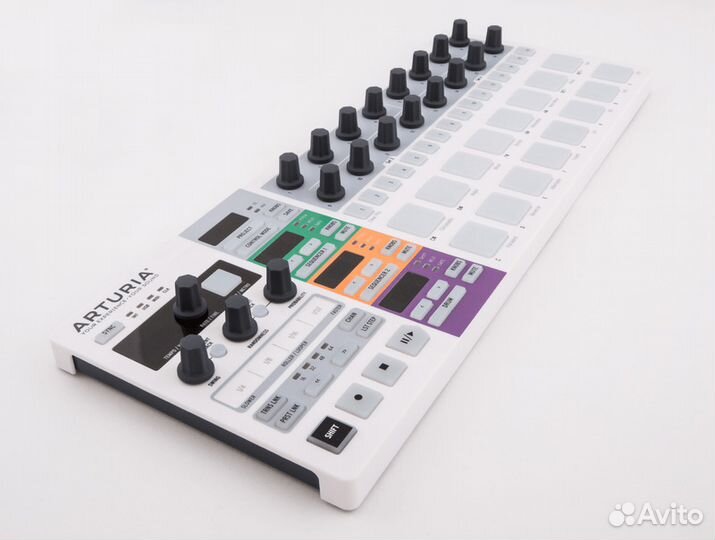 Arturia BeatStep Pro новый