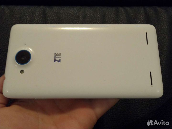 Телефон ZTE