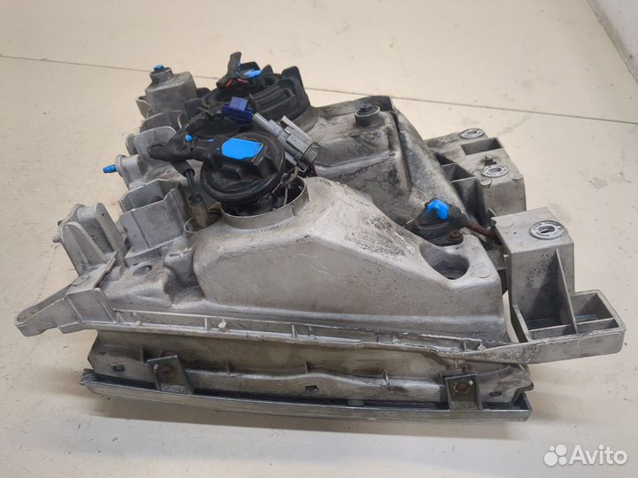 Фара (передняя) левая Nissan Elgrand