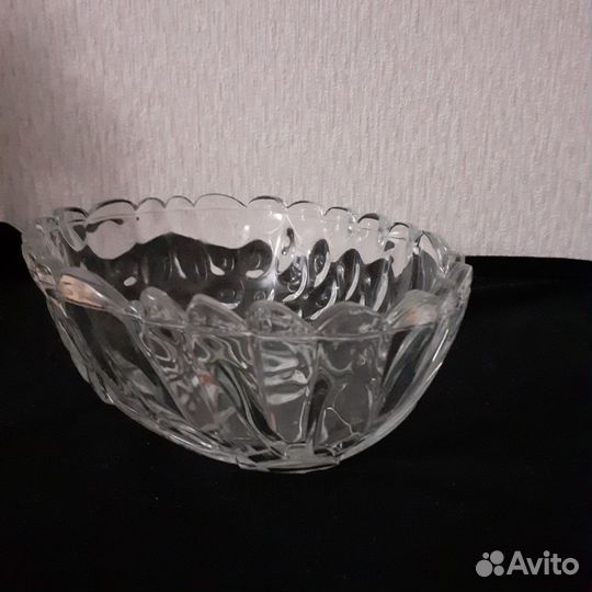 Салатник в виде Ананаса