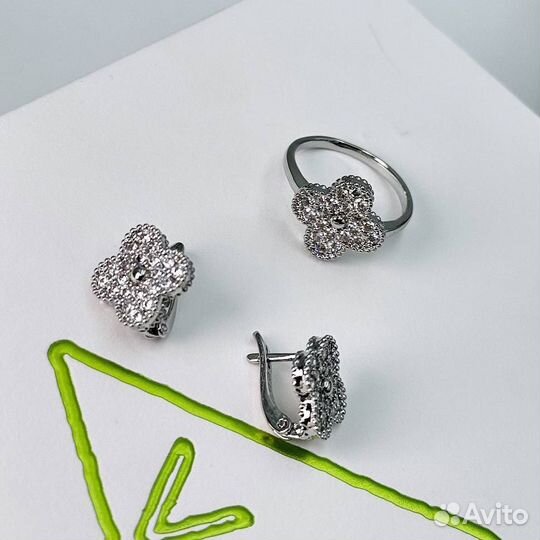 Бижутерия, серьги, браслет, кольца. cartier Celin