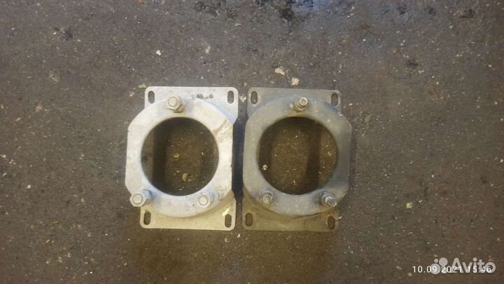 Кронштейн запасного колеса на ниву chevrolet