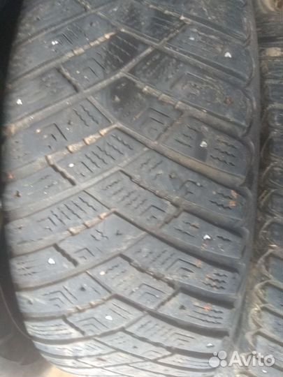 Goodyear Ultragrip Ice Arctic 215/60 R16