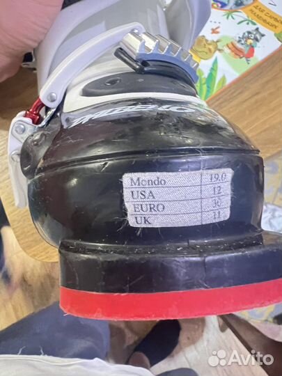 Комплект горные лыжи и ботинки