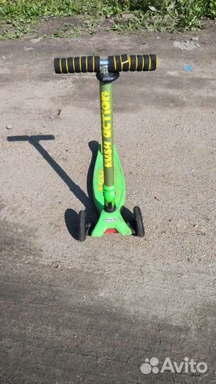 Самокат детский трехколесный бу