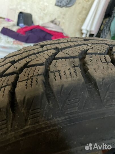 Hankook TH10 215/55 R18