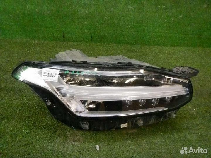 Фара правая Volvo XC90