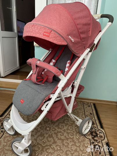 Коляска прогулочная Infinity Mio Plus
