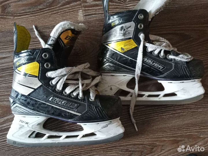 Хоккейные коньки bauer