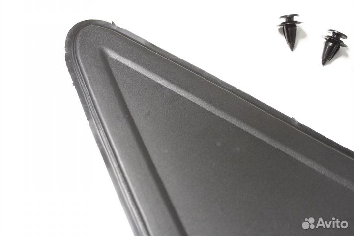 Накладка крыла левая Ford Focus 2