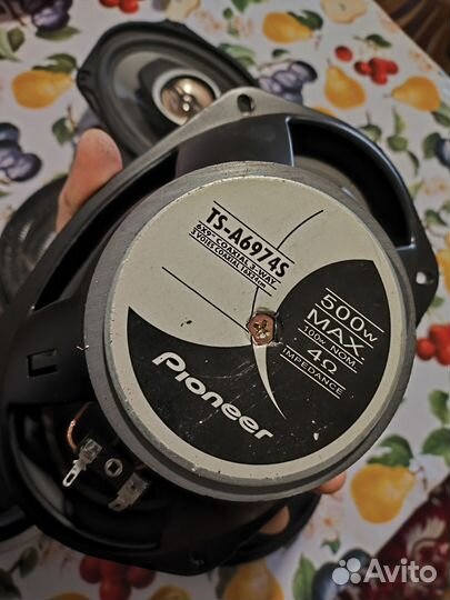 Динамики круглые Focal 16.5 см и Pioneer овал