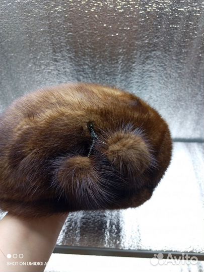 Берет женский зимний