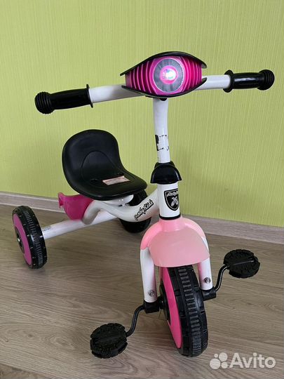 Велосипед детский трехколесный
