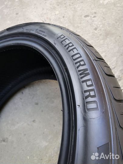 Delmax PerformPro 235/35 R19 91W