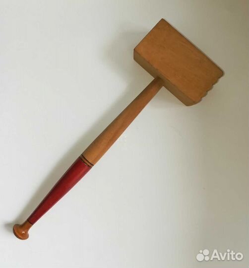 Молоток для отбивания мяса деревянный