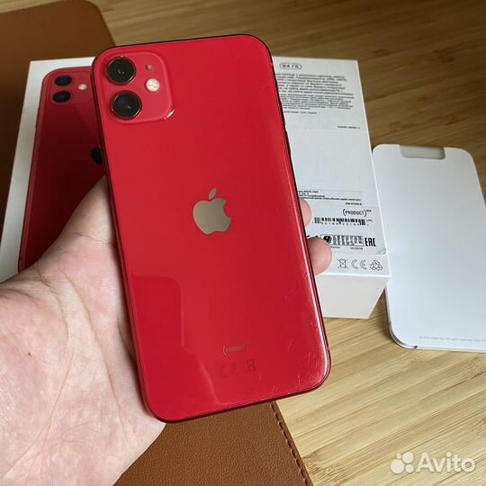 iPhone 11, 64 ГБ