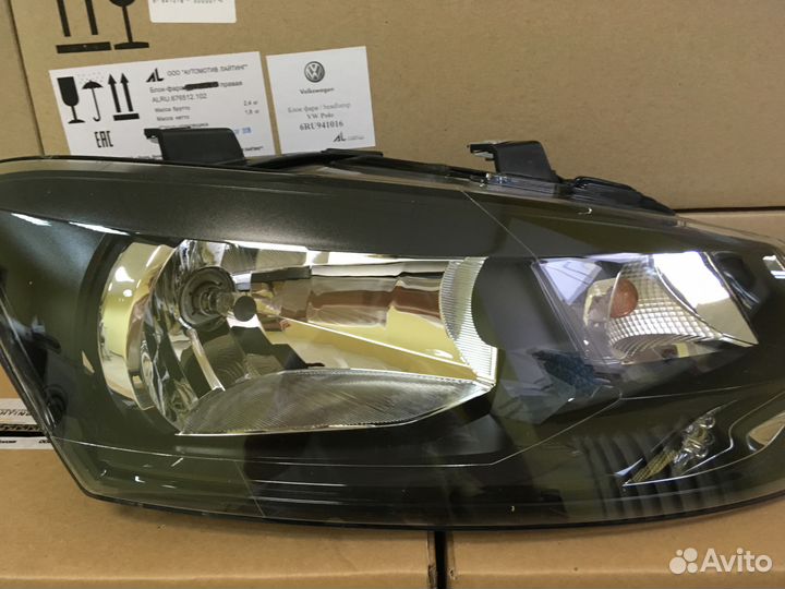 Оригинальные Фары VW polo 6RU941016 6RU941015