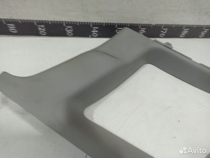 Обшивка заднего левого крыла