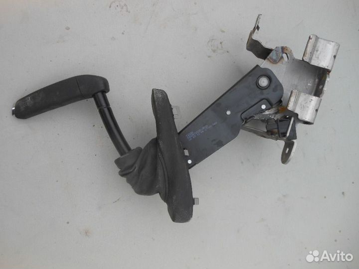 Рычаг стояночного тормоза Peugeot 408 2012-2017