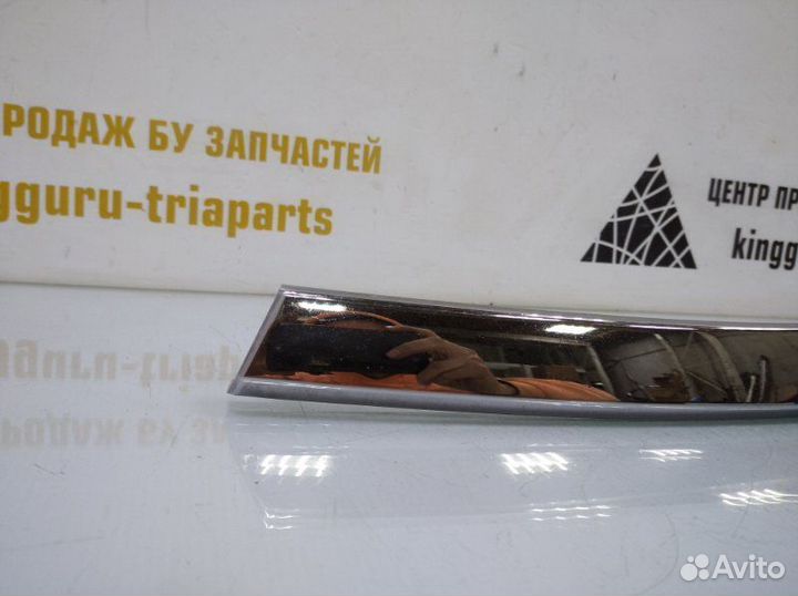 Молдинг бампера передний правый LADA Vesta 1 GFL