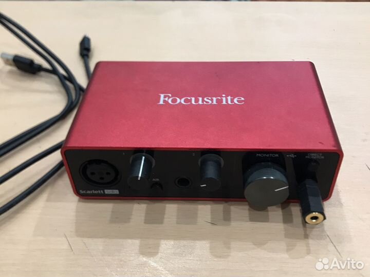 Звуковая карта focusrite Scarlett Solo 3rd Gen