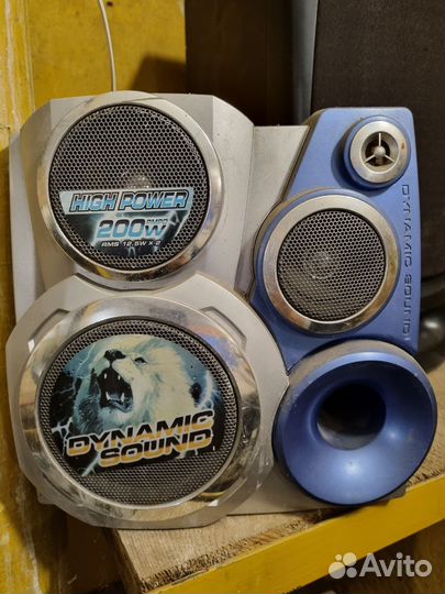 Колонки от музыкального центра