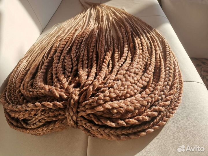 Де косы, де дреды длинные, короткие, дредокудри