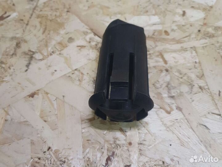 Кронштейн крепления радиатора mazda 3 bk