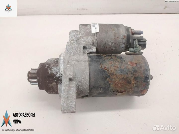 Стартер Volkswagen Golf 5 2004 02T911023