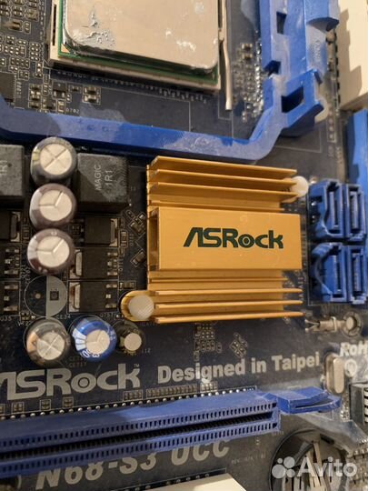 Материнская плата