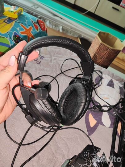 Игровая клавиатура и мышь