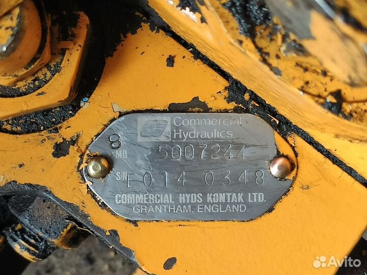 Запчасти от экскаватора Liebherr