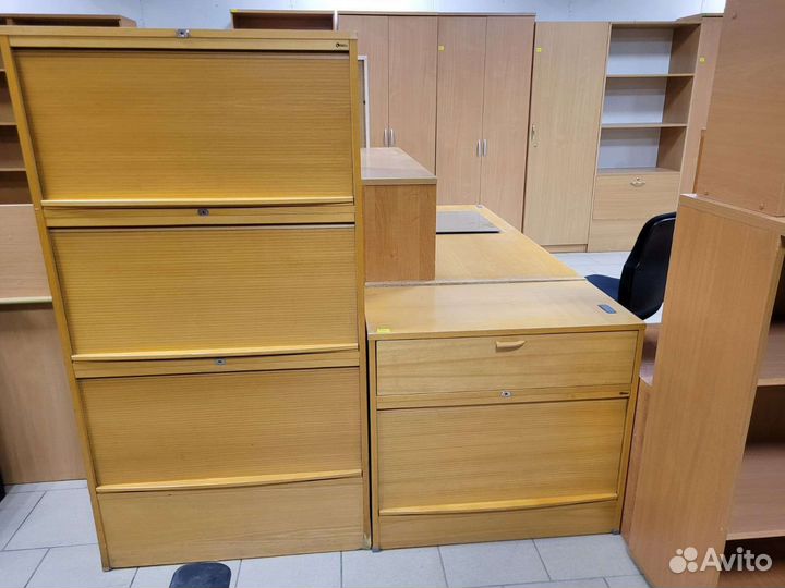 Тумба под технику офисная Б/У