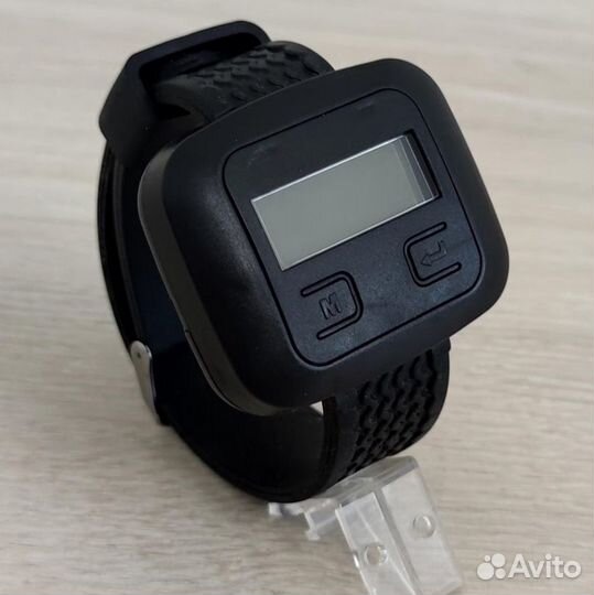 Кнопка вызова персонала и часы пейджер официанта