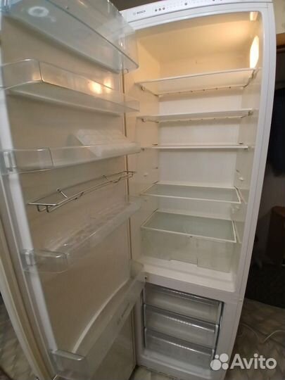 Bosch Холодильник